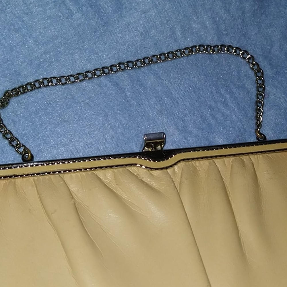 Purse - Picture 2 of 7
